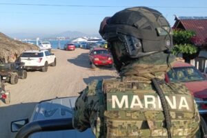 Semar asegura armas y municiones en Badiraguato, Sinaloa