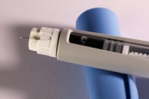 Cofepris emite alerta por comercialización ilegal de fármacos con Tirzepatida