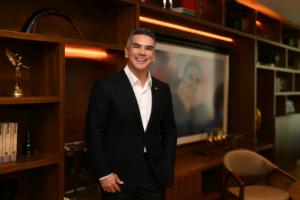 Alejandro Moreno revienta a Morena: “No gobiernan, arruinan a México”