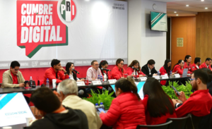 Alejandro Moreno destaca importancia de modernizar la comunicación política desde el entorno digital
