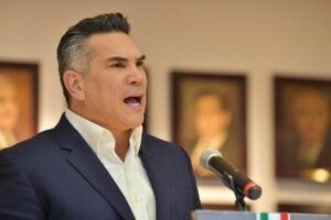 Alejandro Moreno alerta sobre deterioro democrático y avance del crimen organizado en México