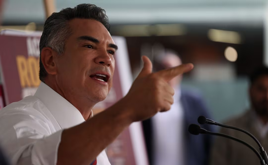 Alejandro Moreno acusa a Morena de proteger al crimen organizado y responde a Ariadna Montiel