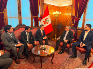 Alejandro Moreno fortalece diálogo institucional con el Congreso del Perú