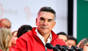 Alejandro Moreno advierte sobre el impacto de la desconfianza ciudadana en las instituciones