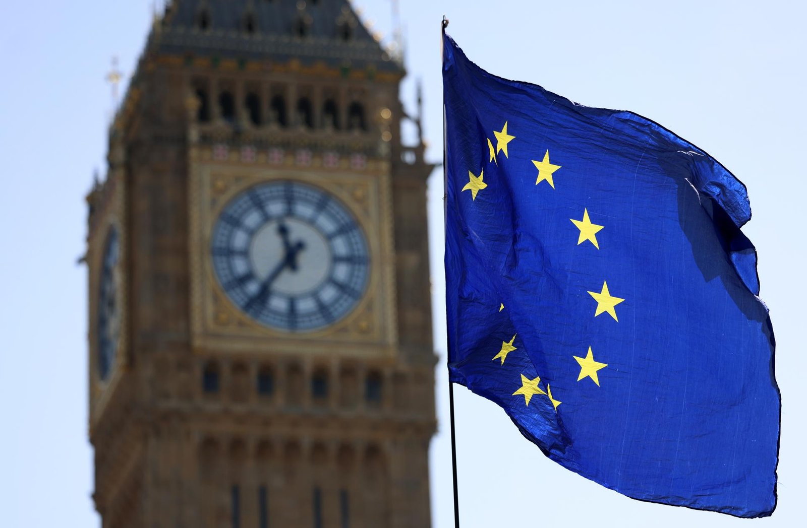 Crece la presión para que Starmer deje el gobierno británico