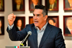 Alejandro Moreno destaca el legado del PRI en la creación de los libros de texto gratuitos