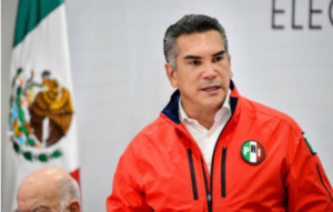 Alejandro Moreno recuerda que el INBA nació bajo un gobierno del PRI para fortalecer la cultura de México